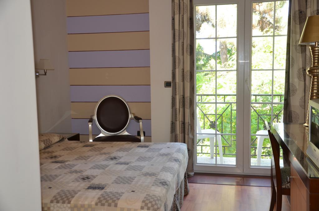 Regent Beach Hotel & Apartments Reggio di Calabria Exterior photo