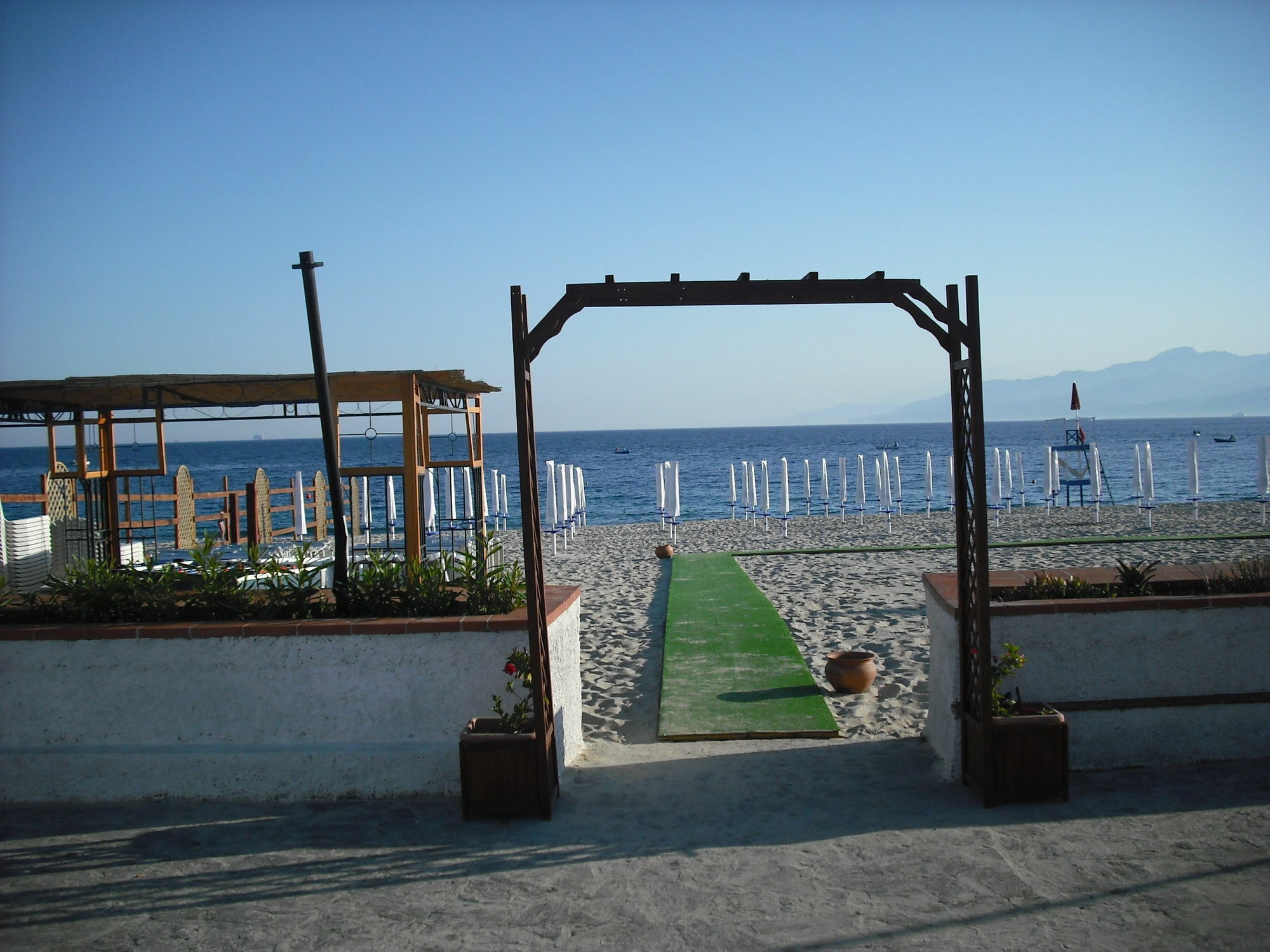 Regent Beach Hotel & Apartments Reggio di Calabria Exterior photo