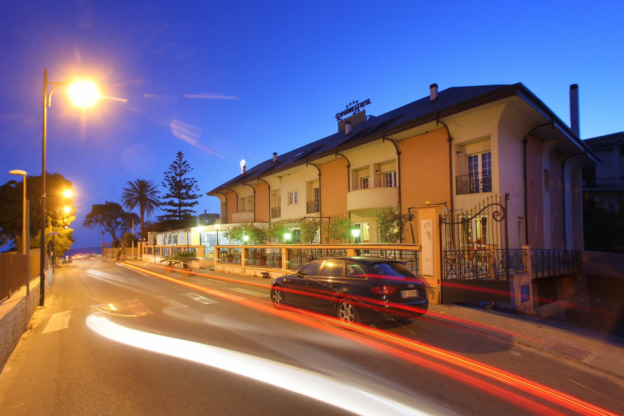 Regent Beach Hotel & Apartments Reggio di Calabria Exterior photo