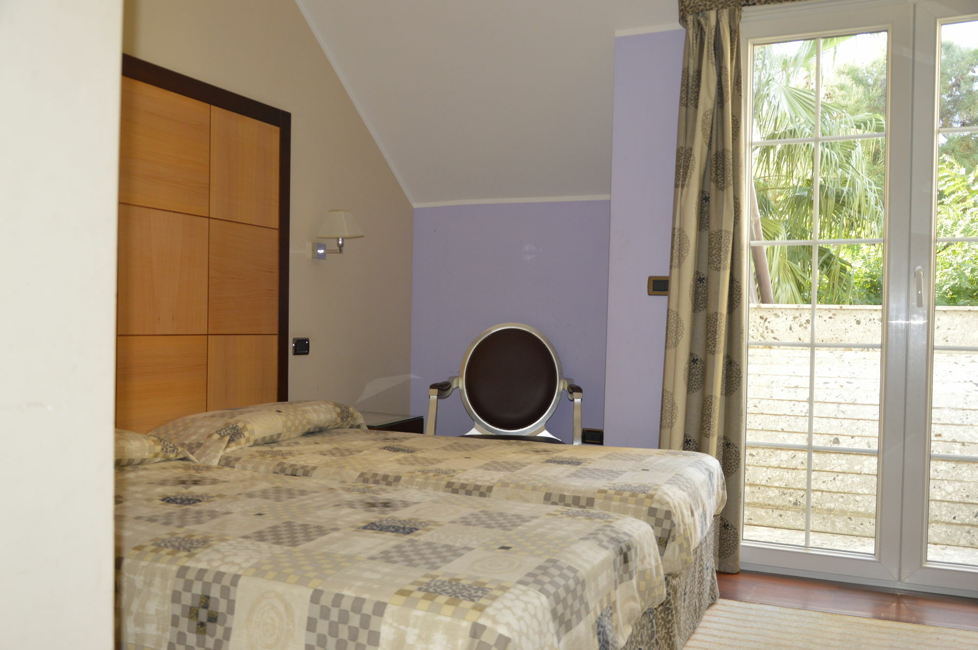 Regent Beach Hotel & Apartments Reggio di Calabria Exterior photo